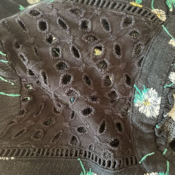 TORRID Crinkle Gauze Button-Front Floral Top size 00/ M-L/10 - Picture 8 of 13